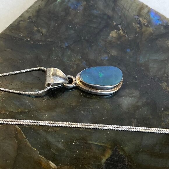 Sterling Silver 925 1.19" Oval Bezel Set Blue Opal Pendant Necklace 18" Chain - Picture 11 of 16